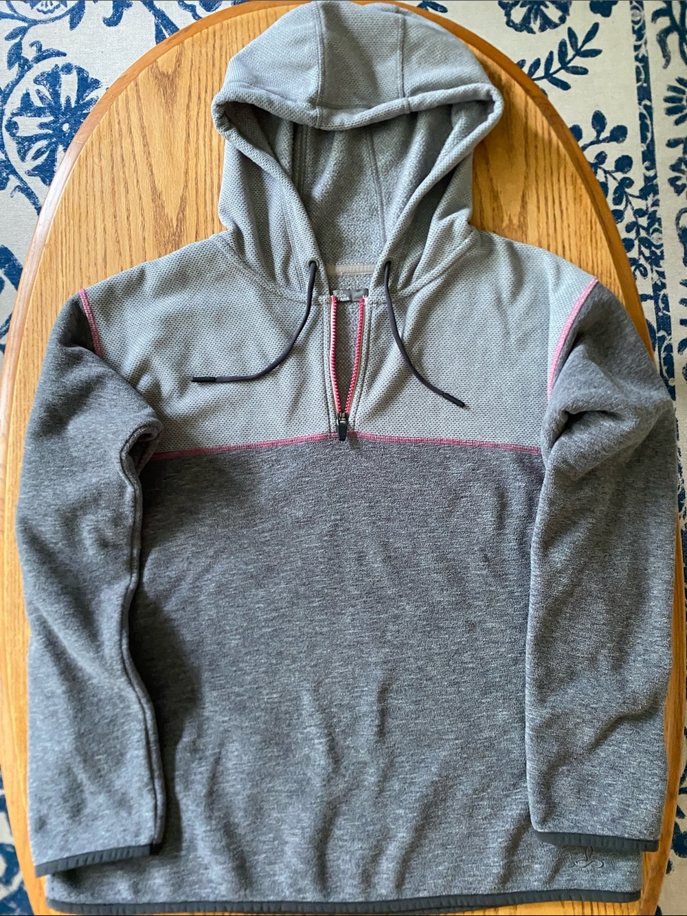 prAna Women’s Grey Quarter-Zip Hooded Pullover Medium